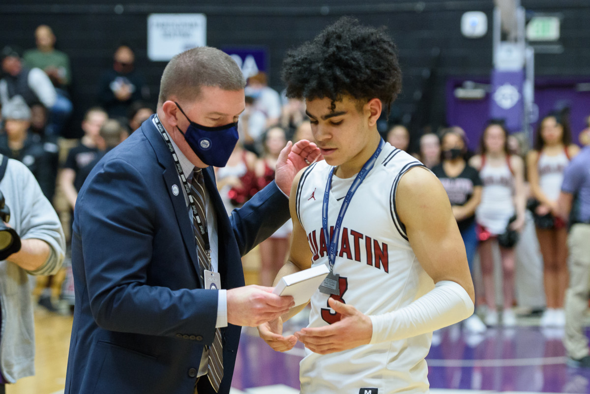 Tualatin Summit boys basketball Ken Waz 134