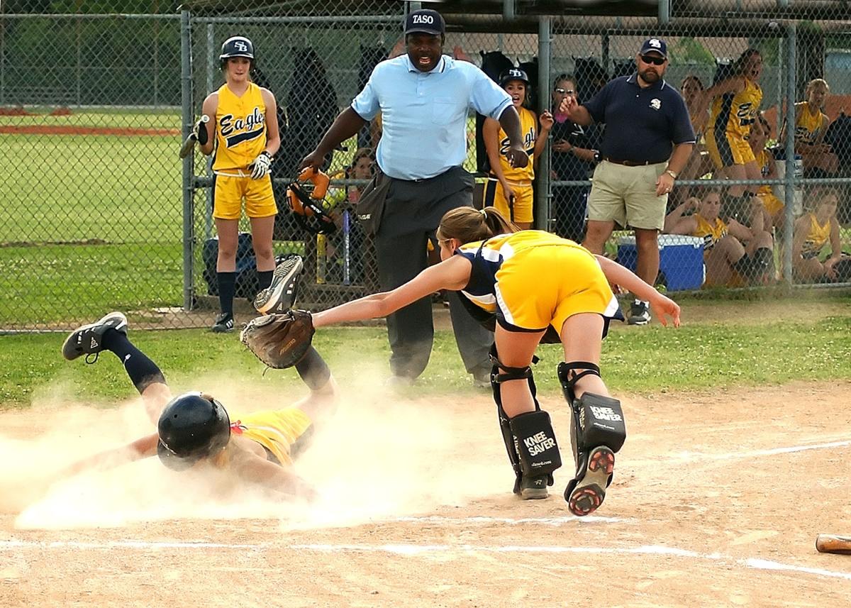 Top stars, best performances on Day 1 of the Iowa high school softball