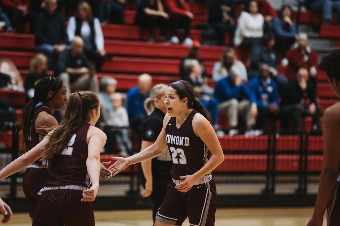 Photo of Edmond Memorial's Baylor Franz by Carlos Flores