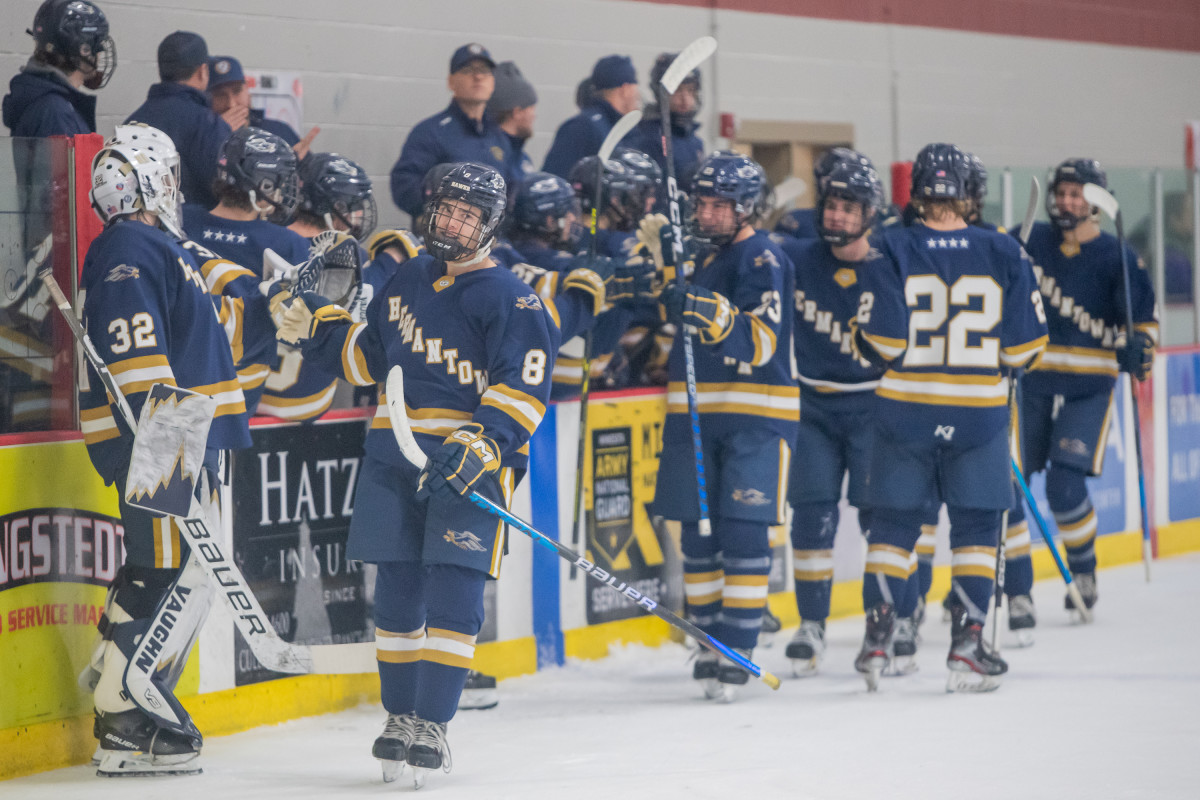 Hermantown boys hockey holds off Mahtomedi comeback in Class 1A ...