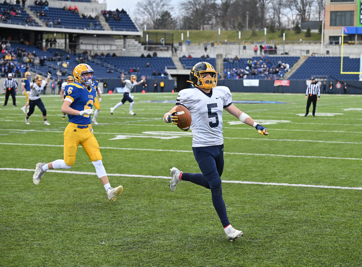 Marion Local football vs Kirtland football state championship game Jeff Harwell.jpg9