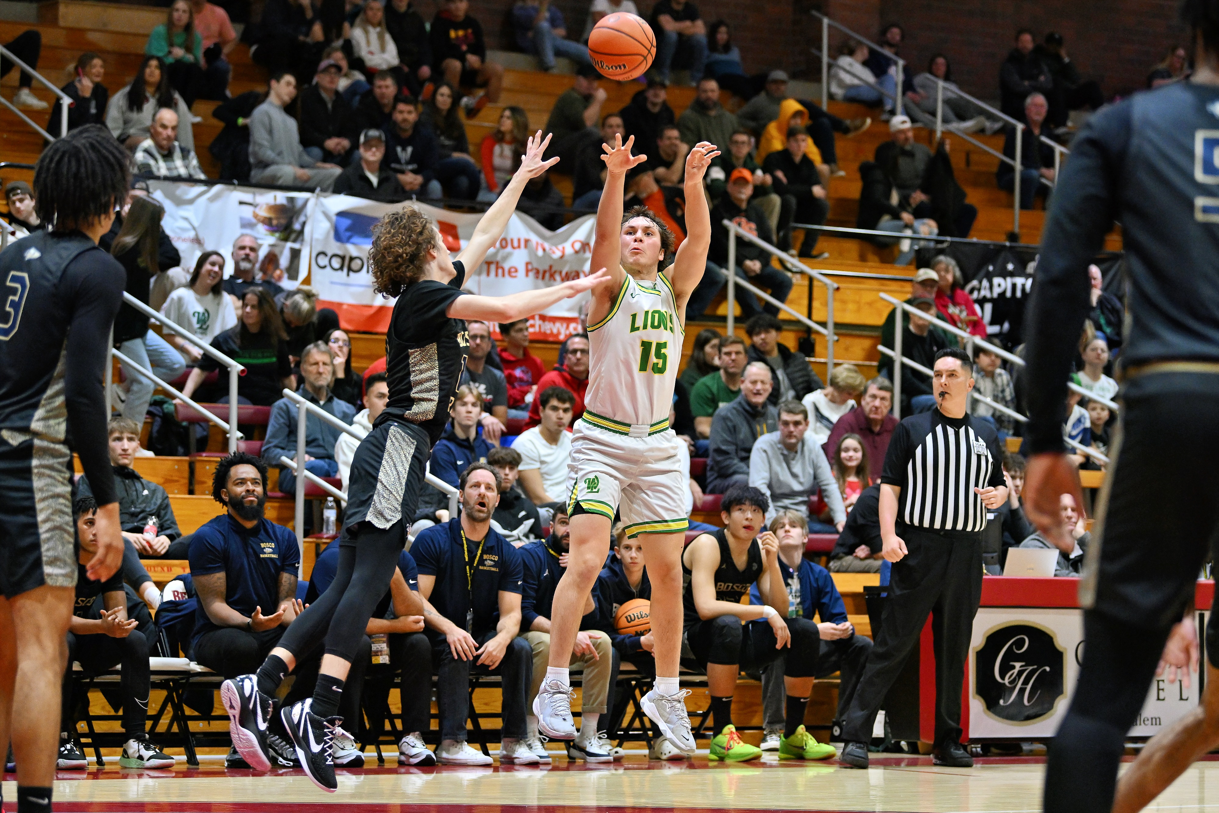 West Linn St. John Bosco boys basketball Oregon Capitol City Classic final Leon Neuschwander 11