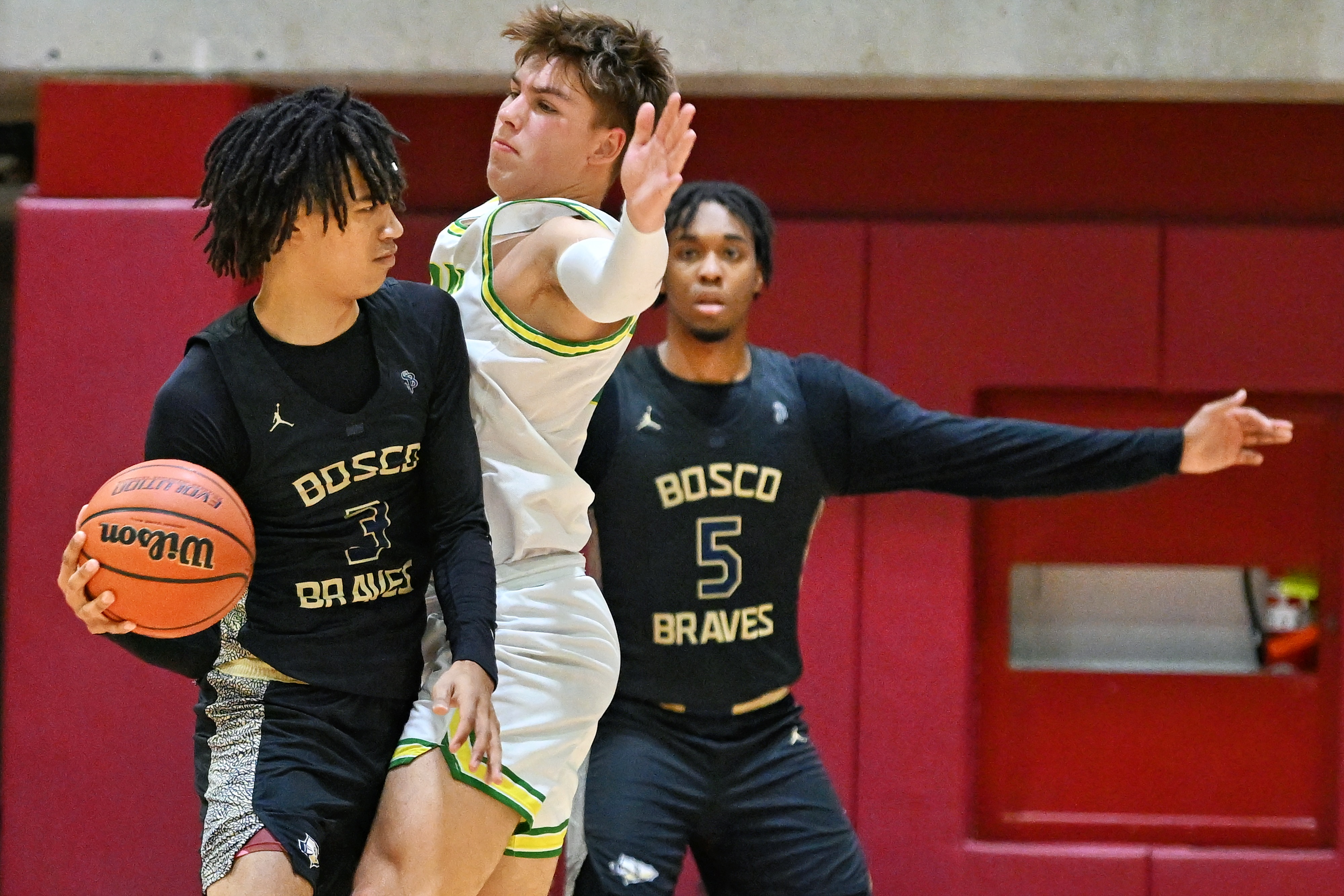 West Linn St. John Bosco boys basketball Oregon Capitol City Classic final Leon Neuschwander 10