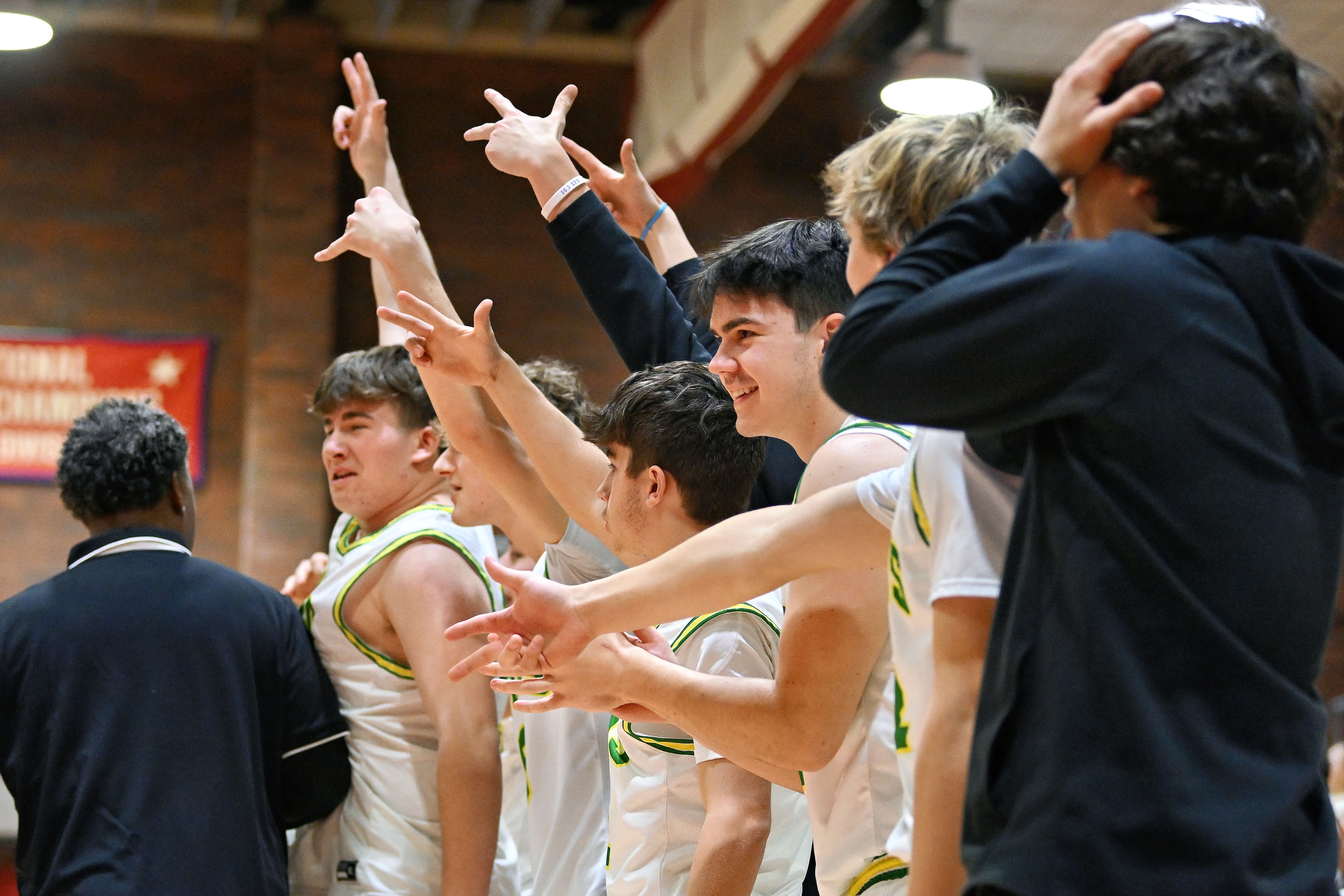 West Linn St. John Bosco boys basketball Oregon Capitol City Classic final Leon Neuschwander 57