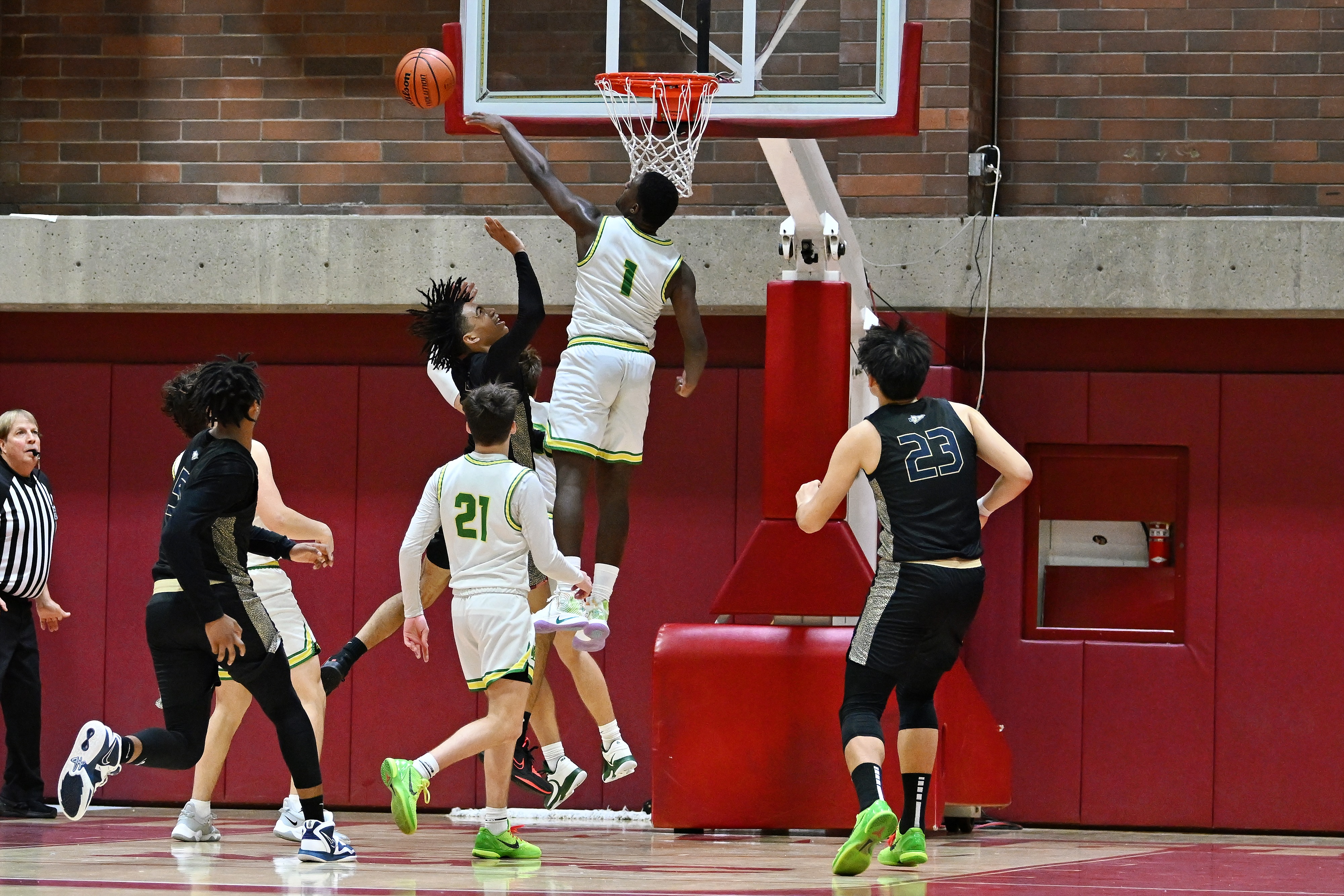 West Linn St. John Bosco boys basketball Oregon Capitol City Classic final Leon Neuschwander 56