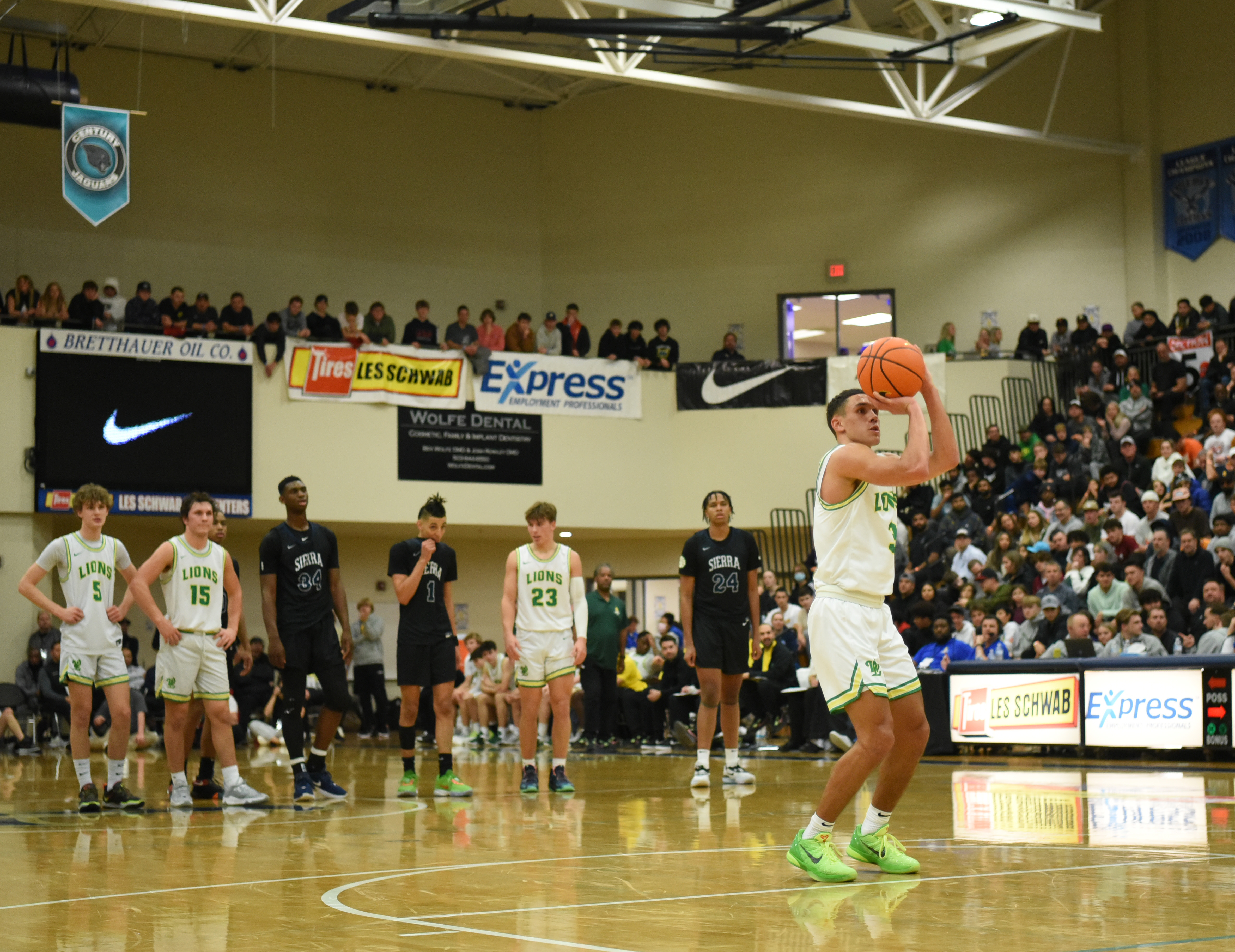 West Linn Sierra Canyon Les Schwab Invitational Taylor Balkom 7