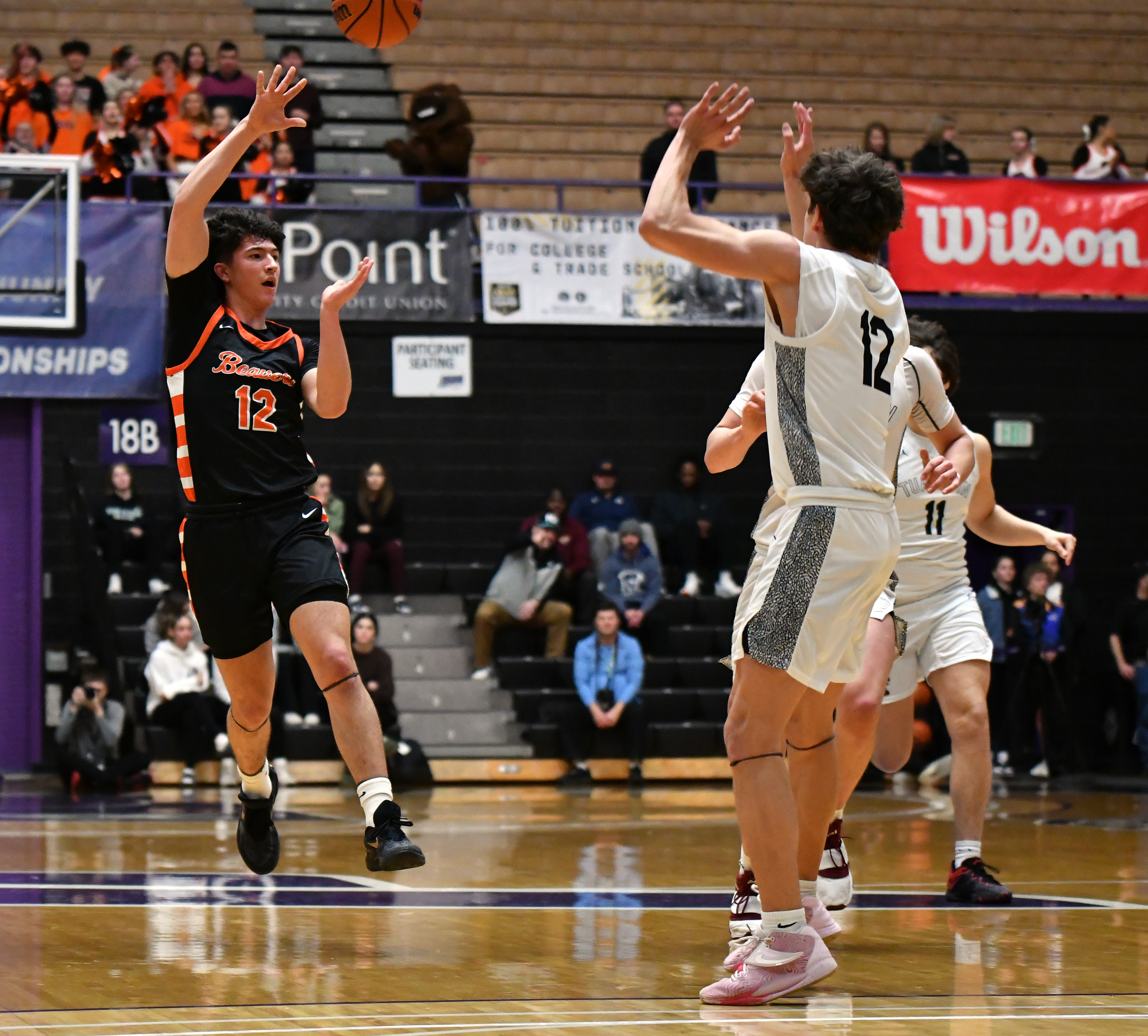 Beaverton Tualatin 6A Oregon boys basketball quarterfinal Taylor Balkom 14