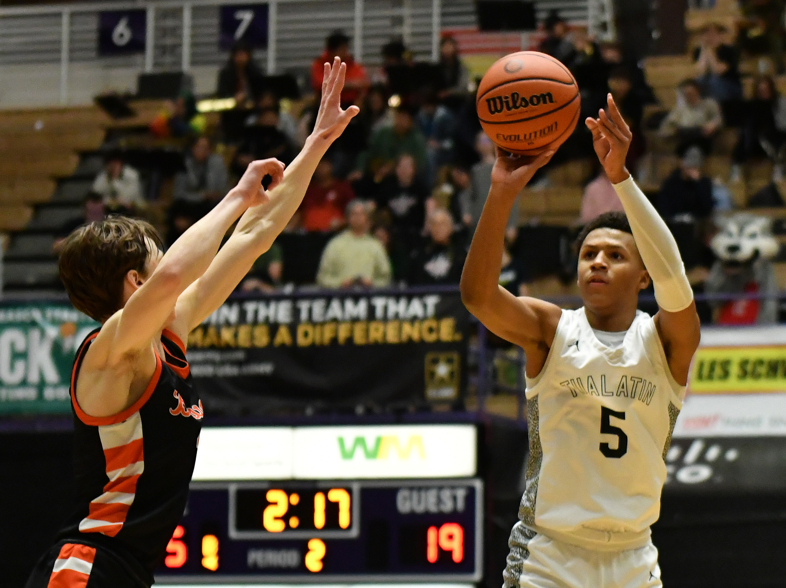 Beaverton Tualatin 6A Oregon boys basketball quarterfinal Taylor Balkom 22