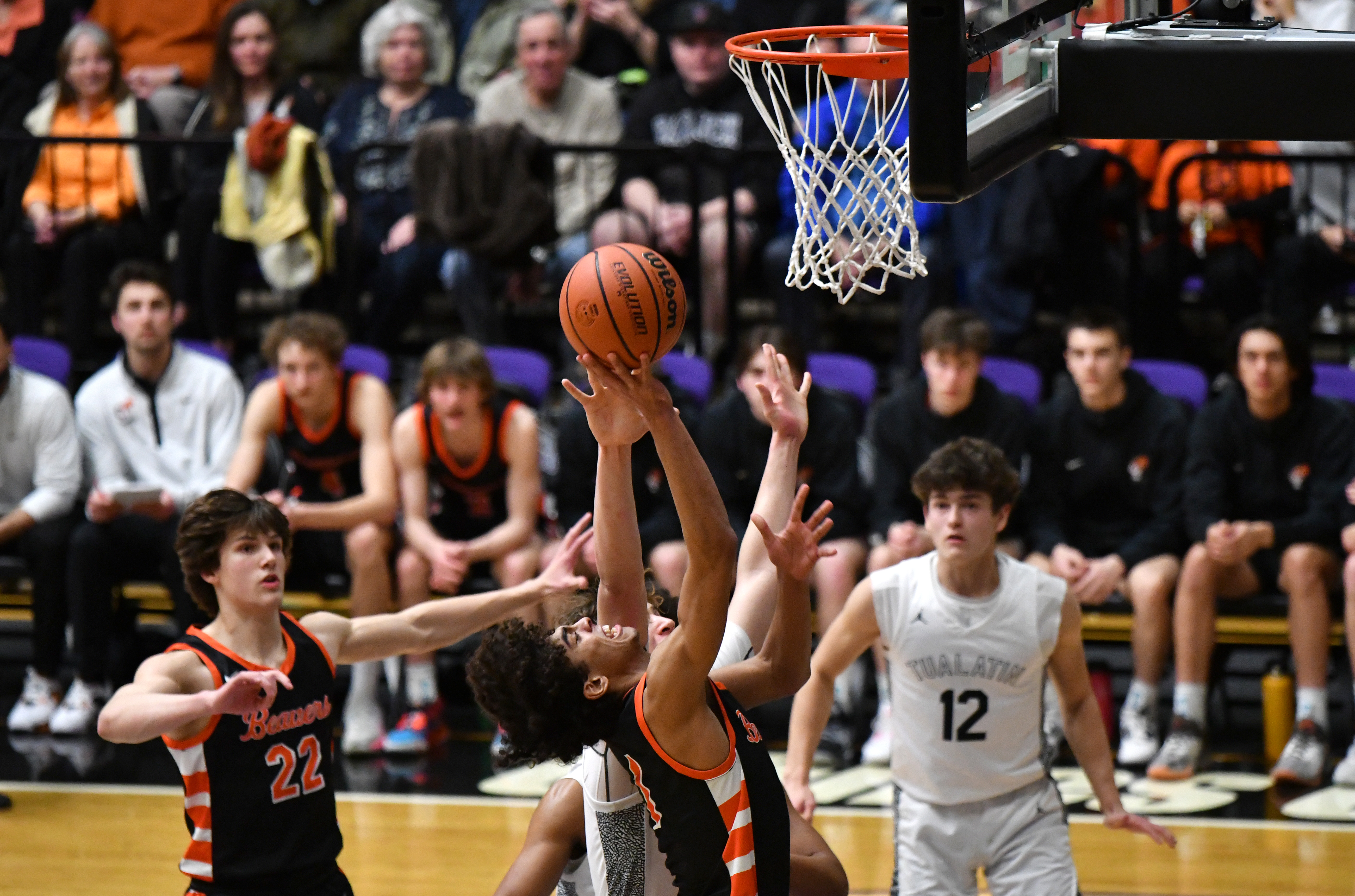 Beaverton Tualatin 6A Oregon boys basketball quarterfinal Taylor Balkom 27