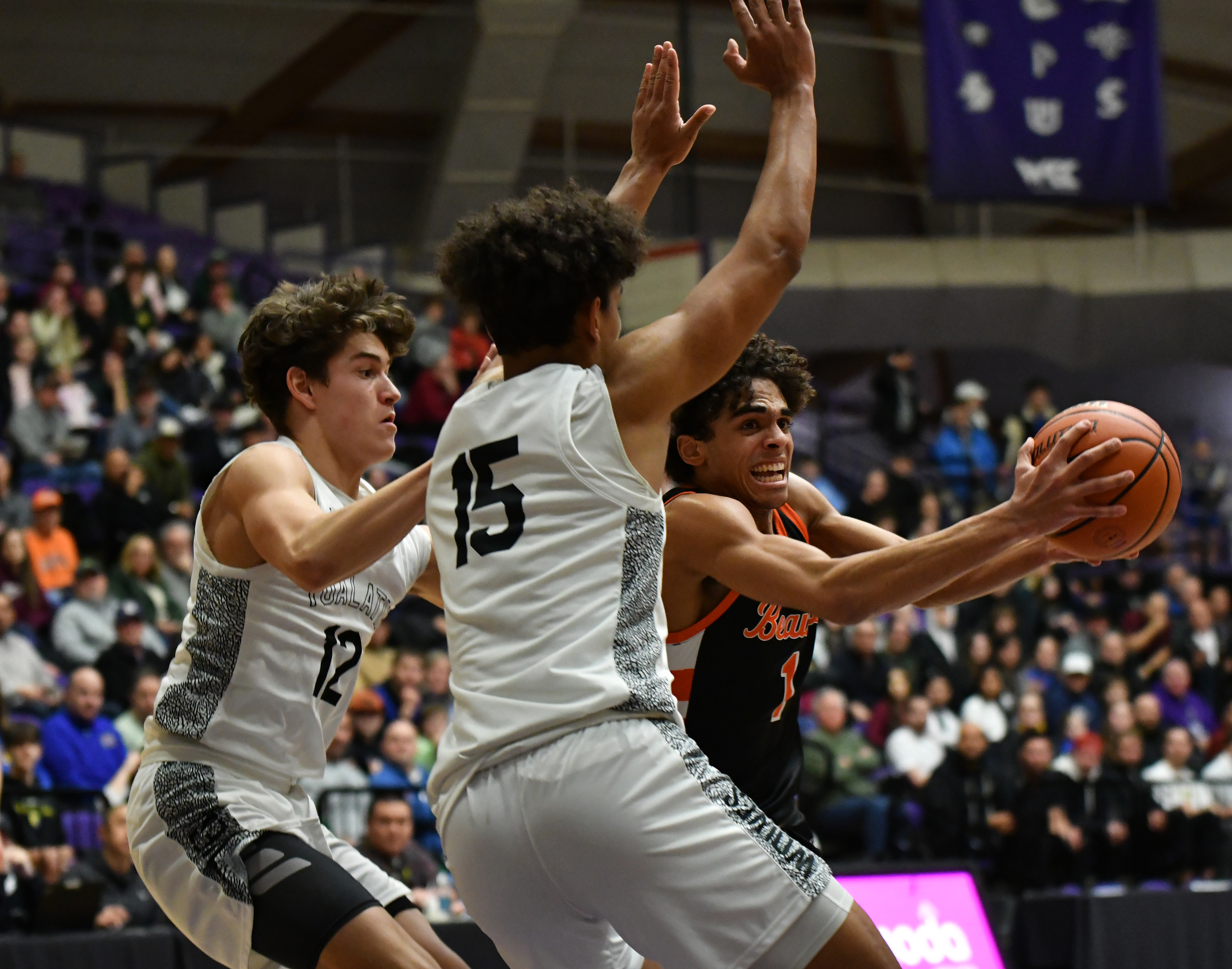 Beaverton Tualatin 6A Oregon boys basketball quarterfinal Taylor Balkom 42