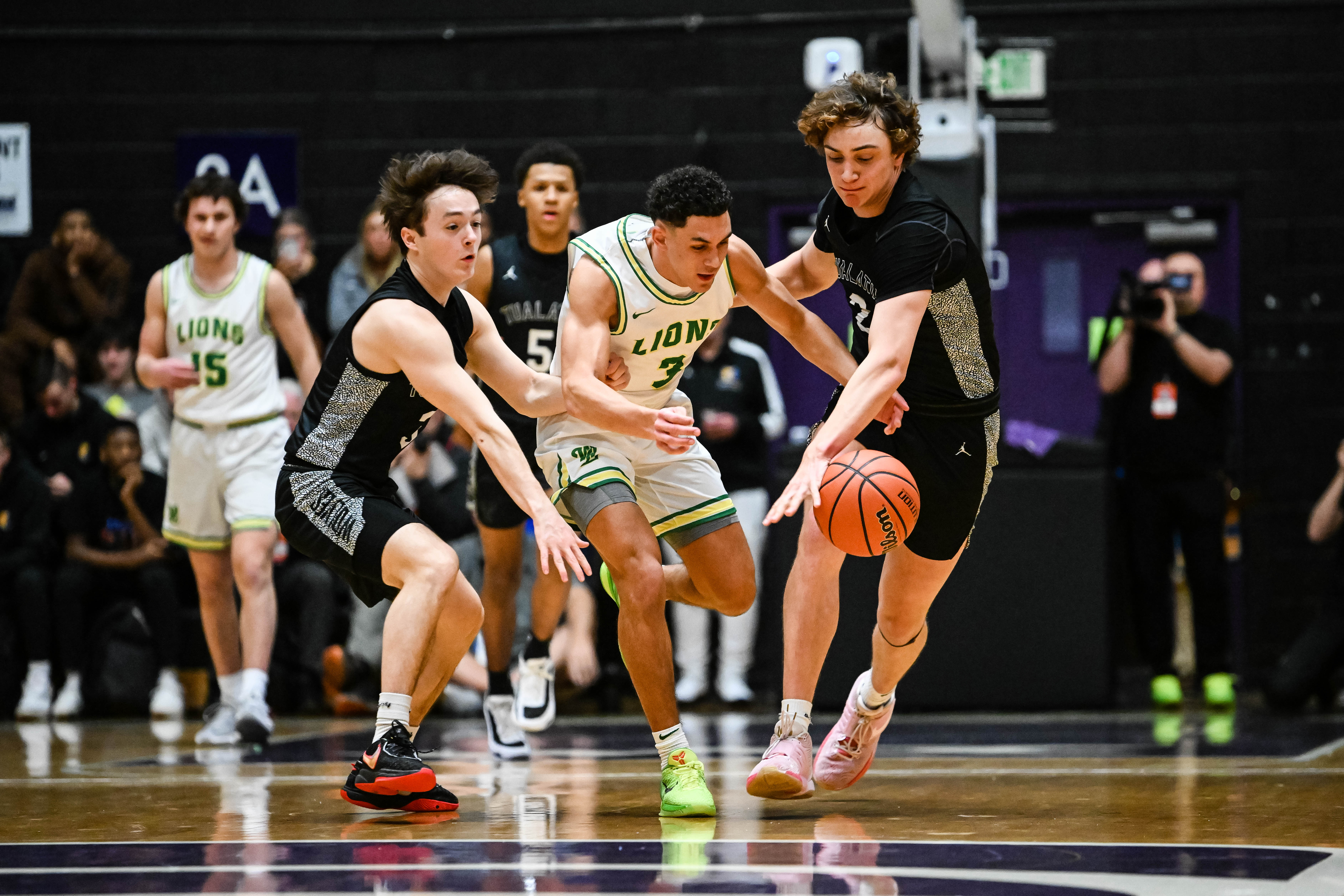 West Linn Tualatin 6A Oregon boys basketball final Naji Saker 1 -40