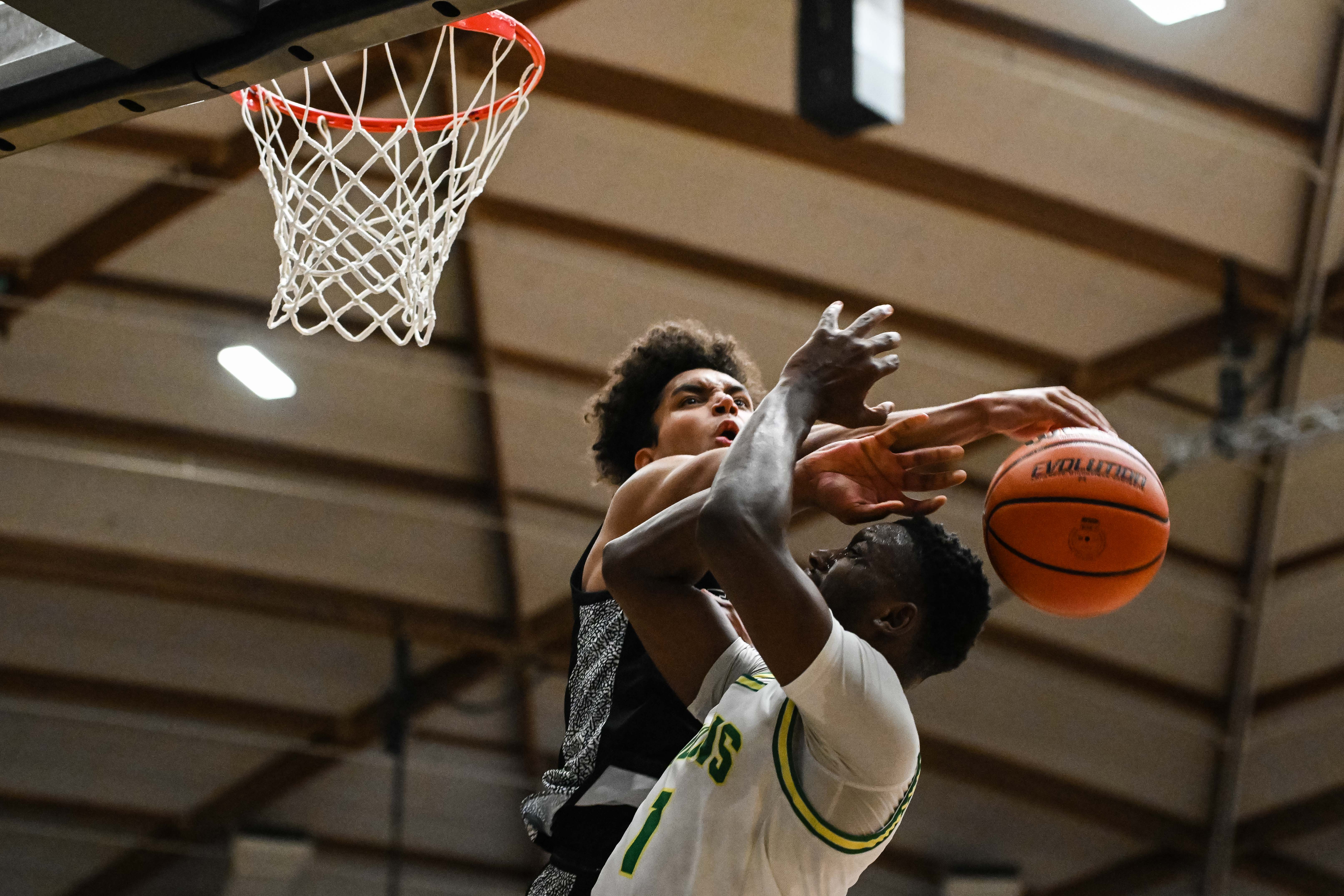 West Linn Tualatin 6A Oregon boys basketball final Naji Saker 1 -81