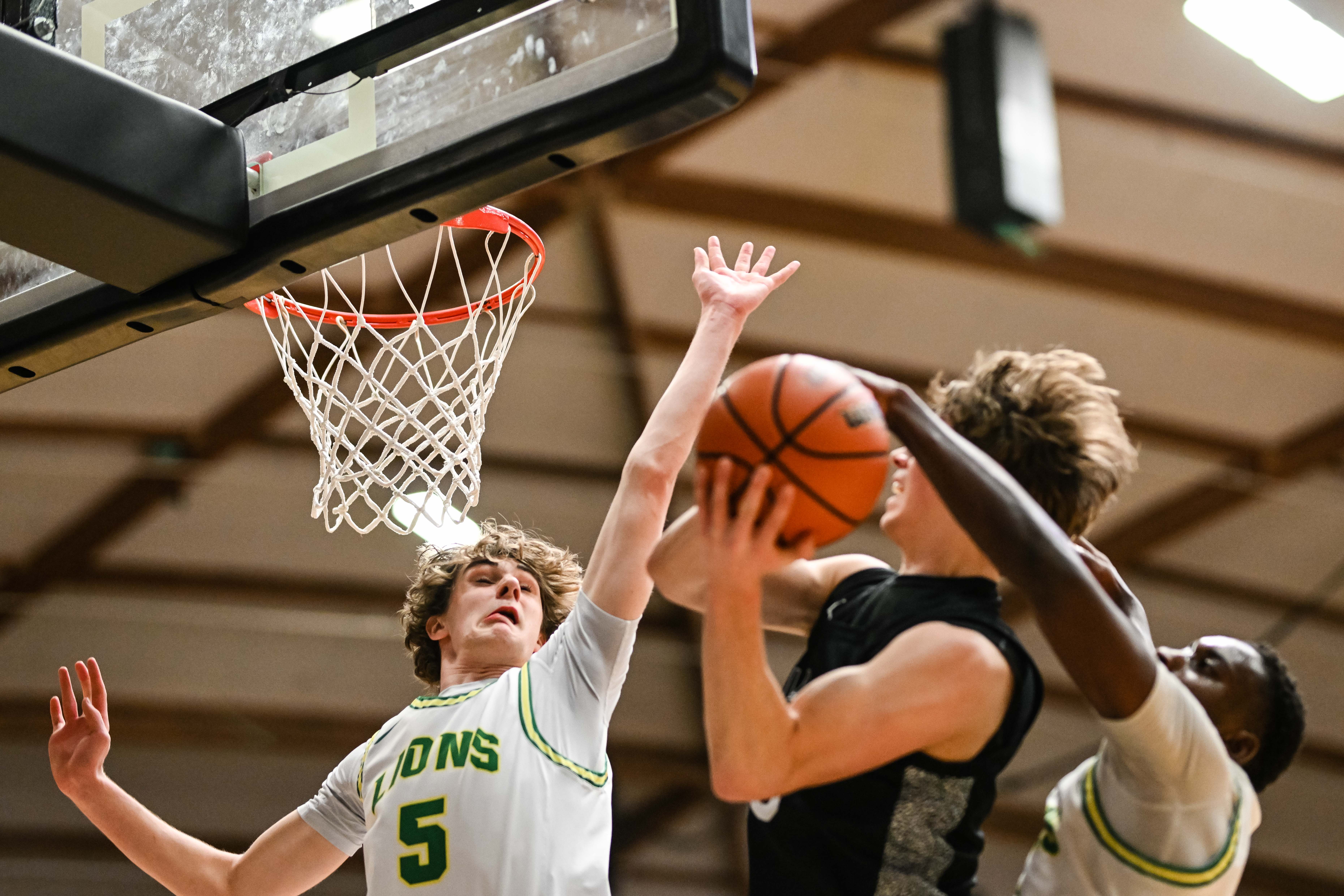 West Linn Tualatin 6A Oregon boys basketball final Naji Saker 1 -130