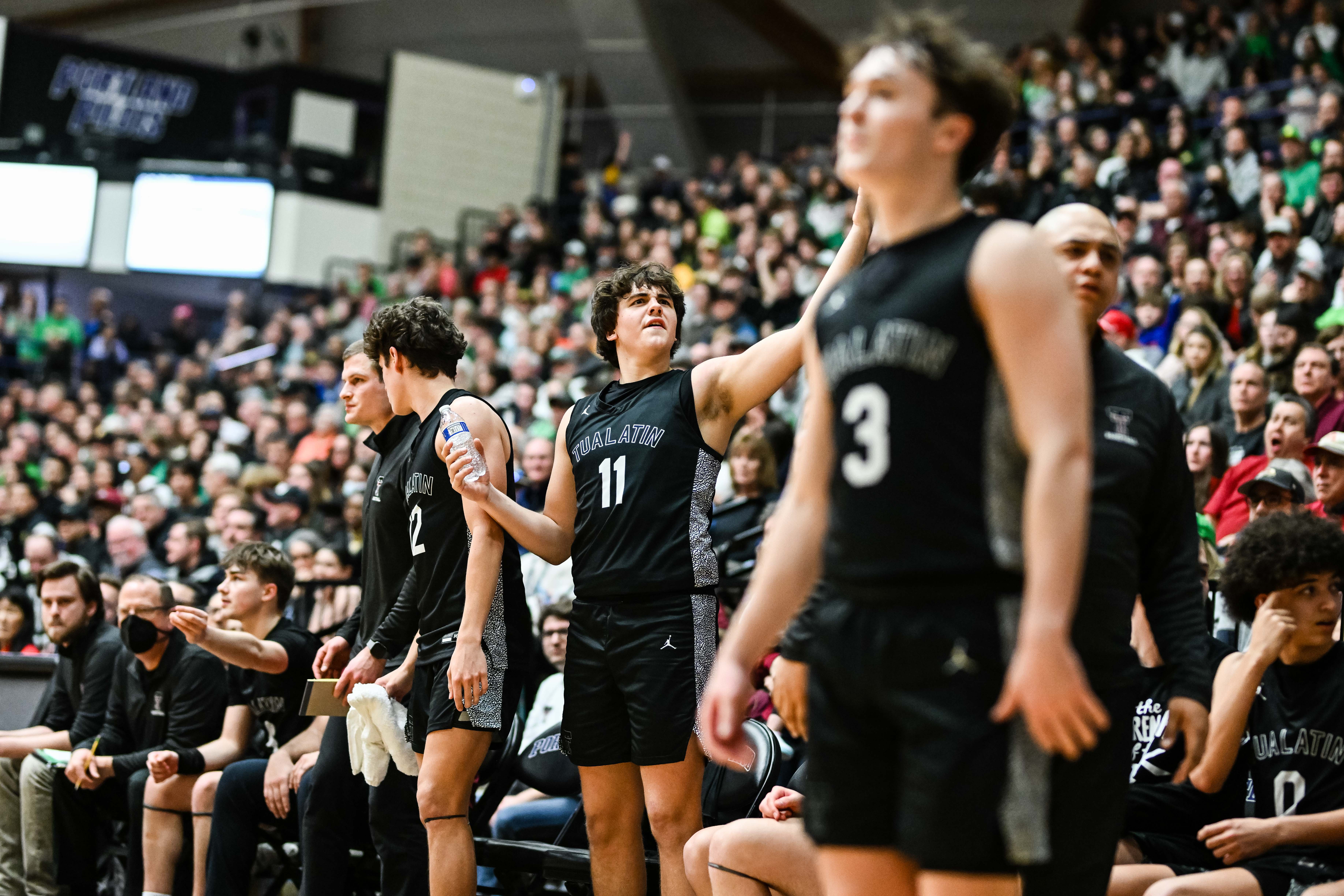 West Linn Tualatin 6A Oregon boys basketball final Naji Saker 1 -132