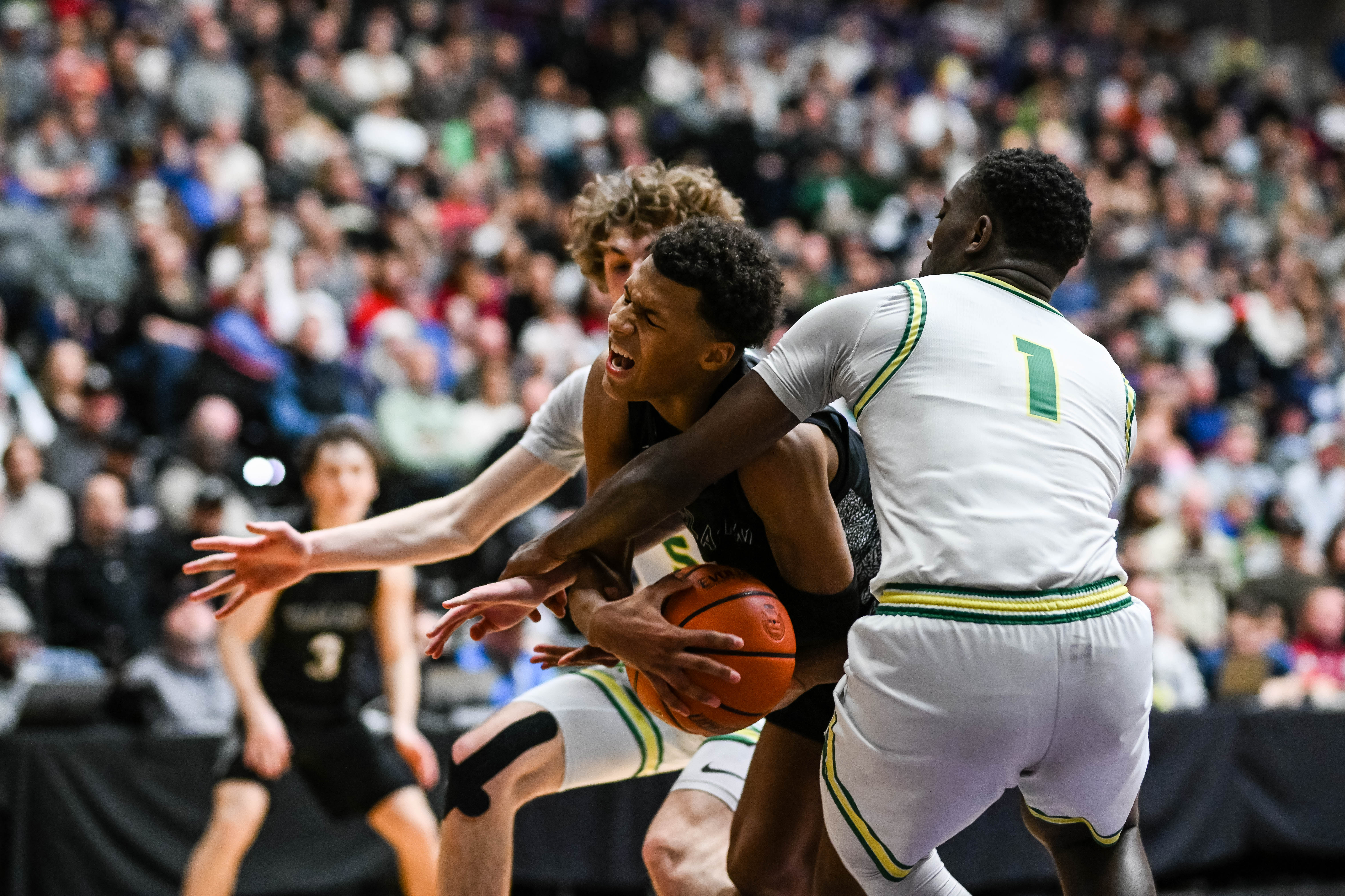 West Linn Tualatin 6A Oregon boys basketball final Naji Saker 1 -142