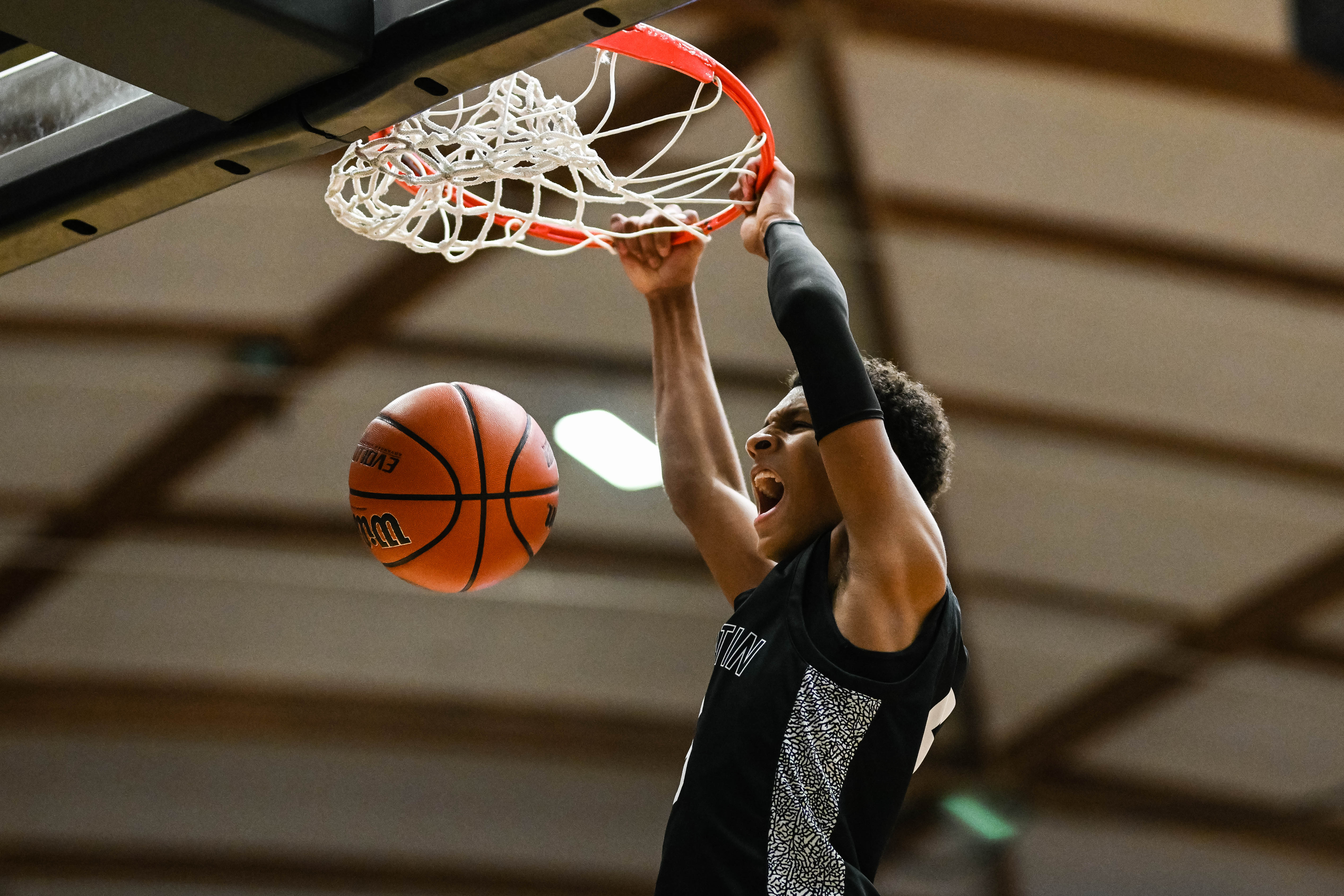 West Linn Tualatin 6A Oregon boys basketball final Naji Saker 1 -146