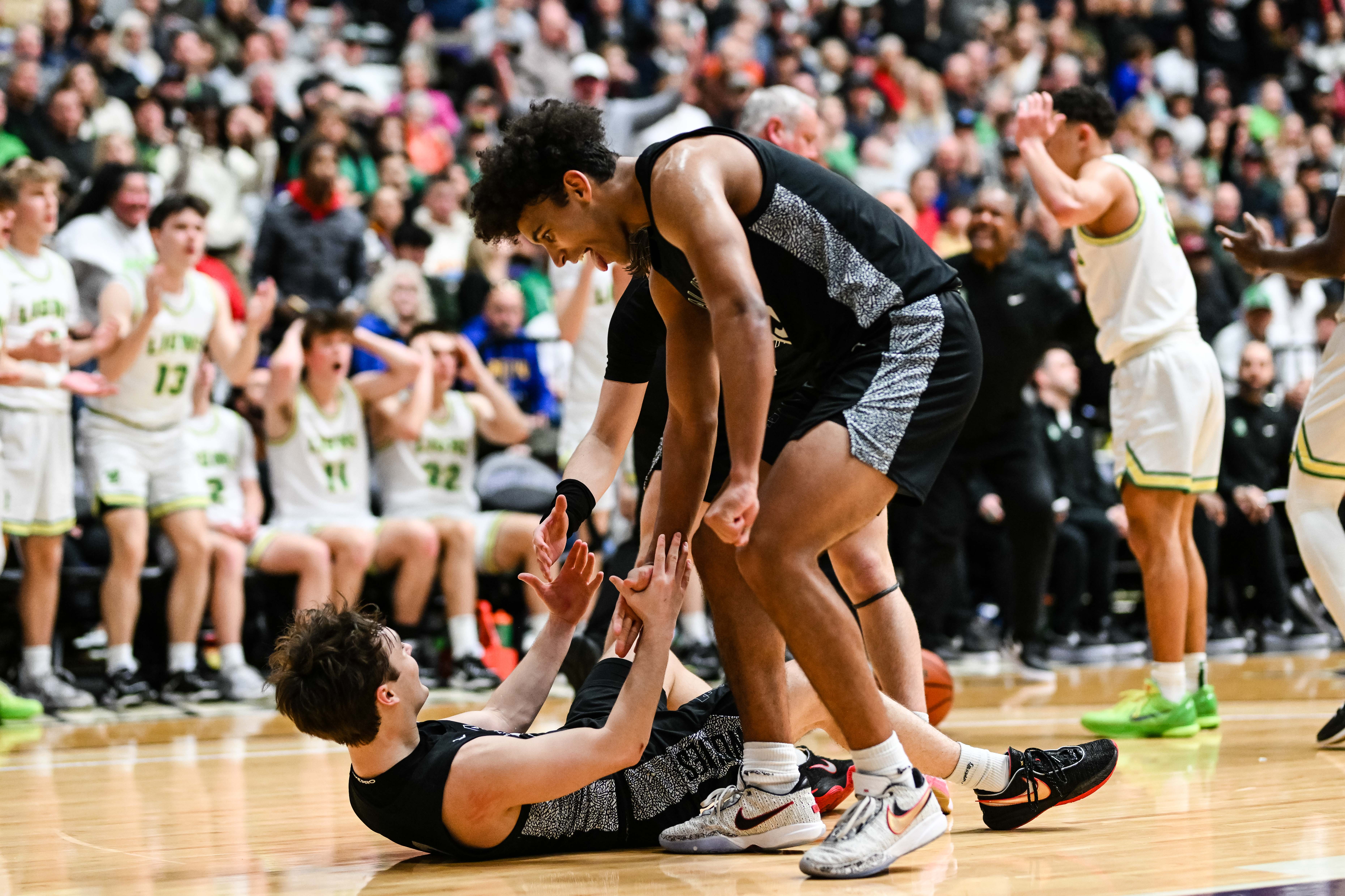 West Linn Tualatin 6A Oregon boys basketball final Naji Saker 1 -110