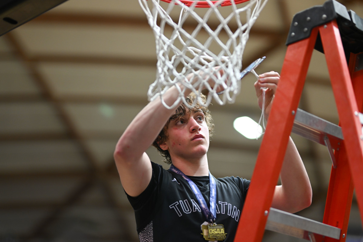 West Linn Tualatin 6A Oregon boys basketball final Naji Saker 1 -236