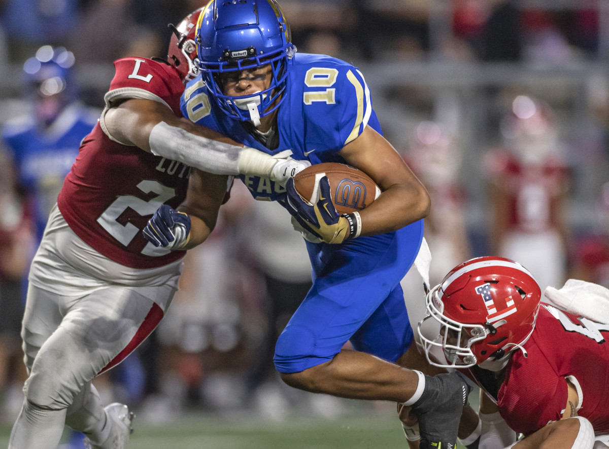 Santa Margarita vs Orange Lutheran September 30, 2022 Photo-Terry Jack40