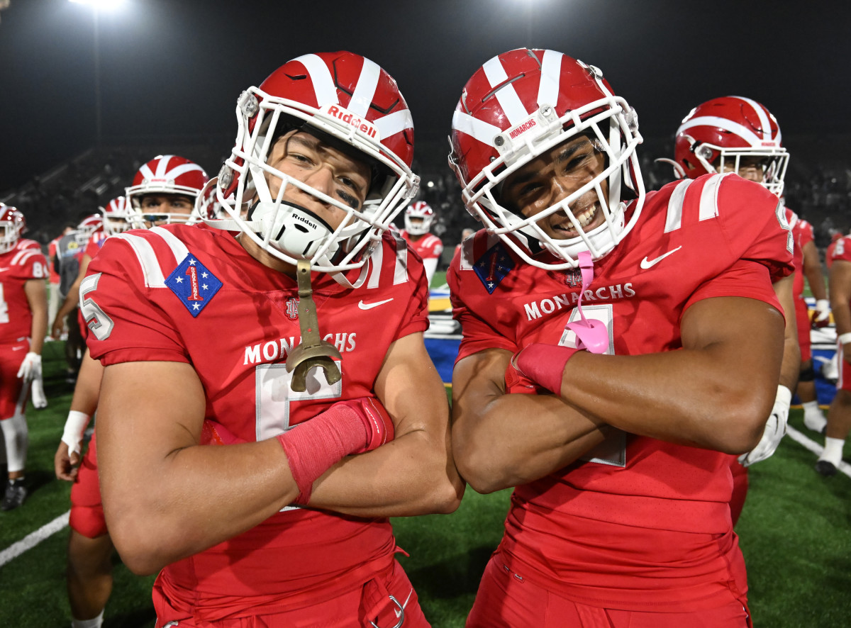 St John Bosco vs Mater Dei October 7, 2022 Photo-Heston Quan60 (1)