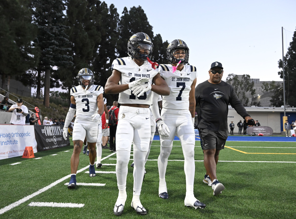 St John Bosco vs Mater Dei October 7, 2022 Photo-Heston Quan65