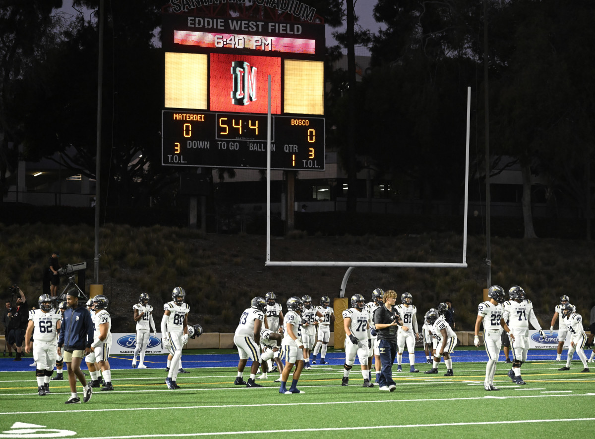 St John Bosco vs Mater Dei October 7, 2022 Photo-Heston Quan74