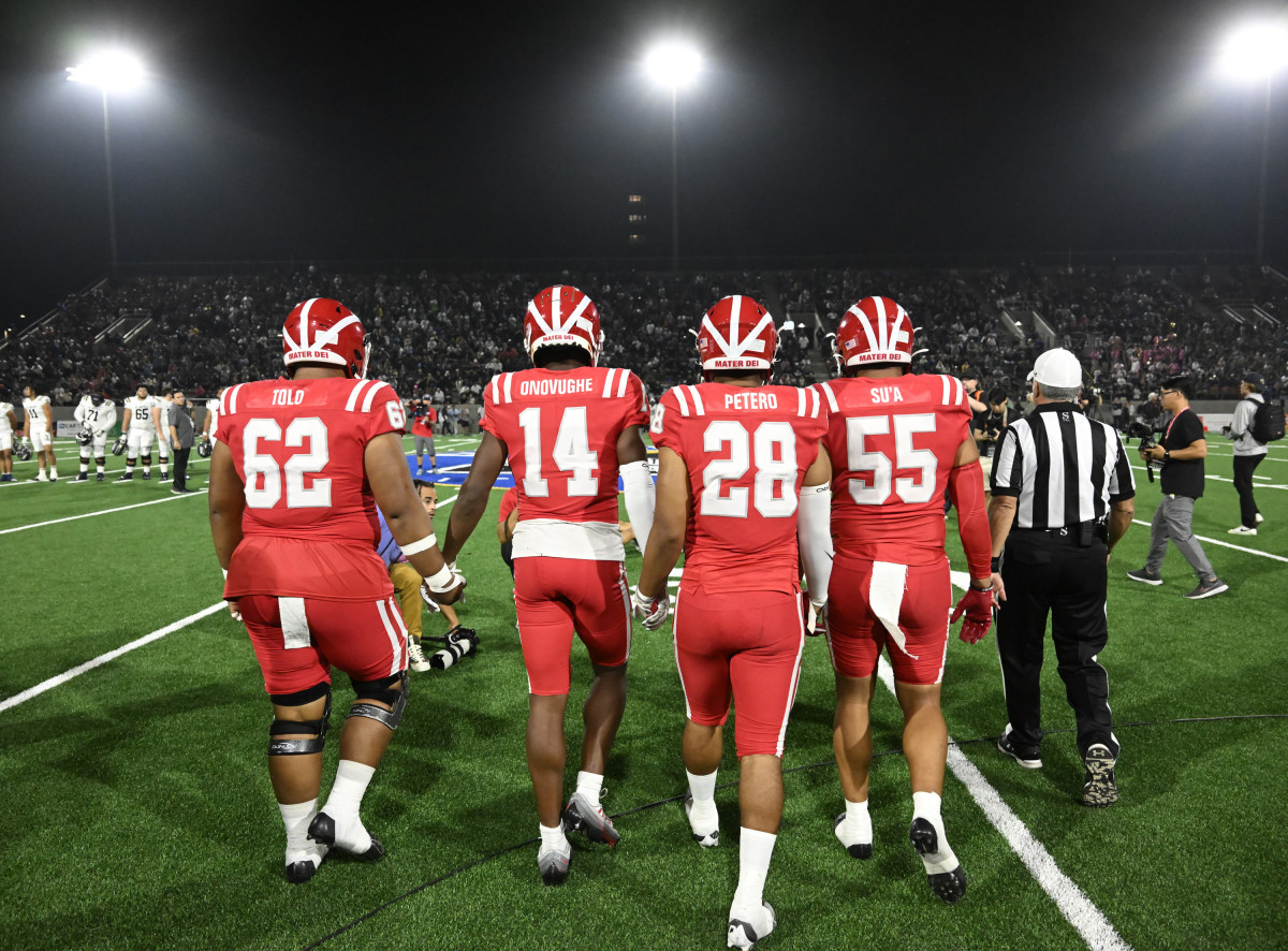 St John Bosco vs Mater Dei October 7, 2022 Photo-Heston Quan90