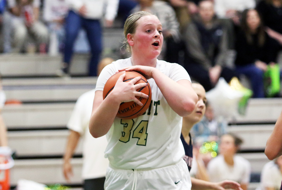 Kendra Hicks (Jesuit) photo by Dan Brood 