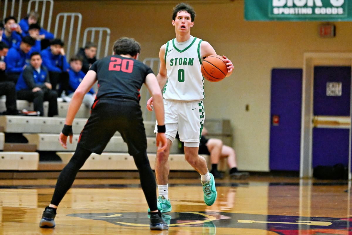 a Summit Mountain View 5A Oregon boys basketball quarterfinal 2024 Leon Neuschwander 16