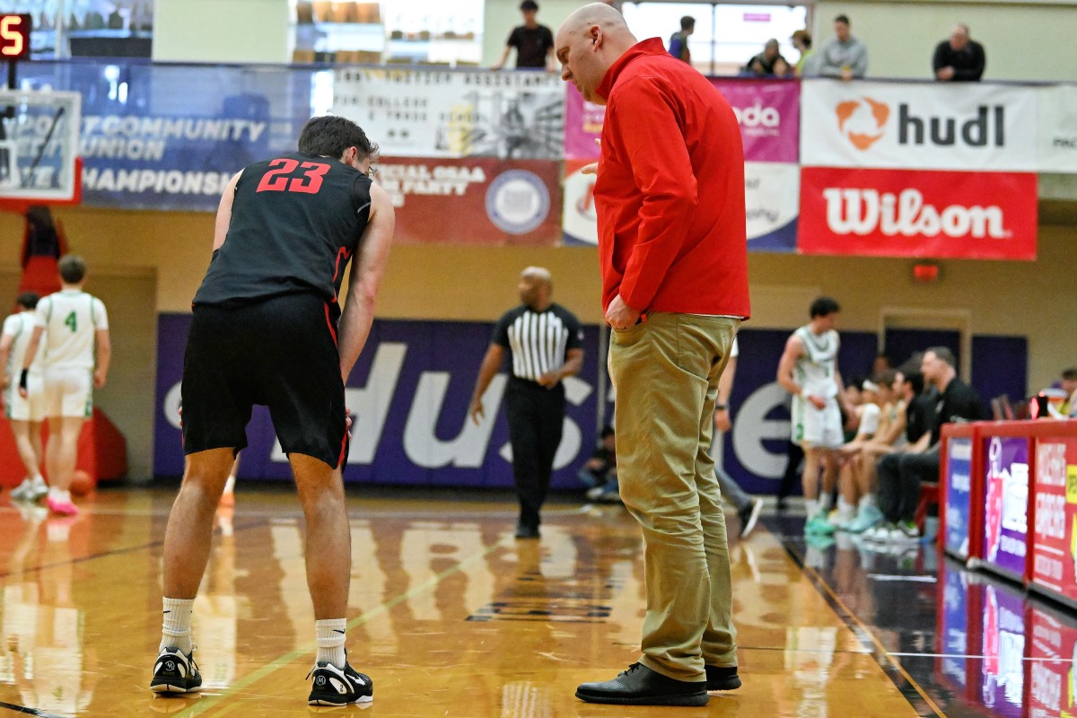 a Summit Mountain View 5A Oregon boys basketball quarterfinal 2024 Leon Neuschwander 19