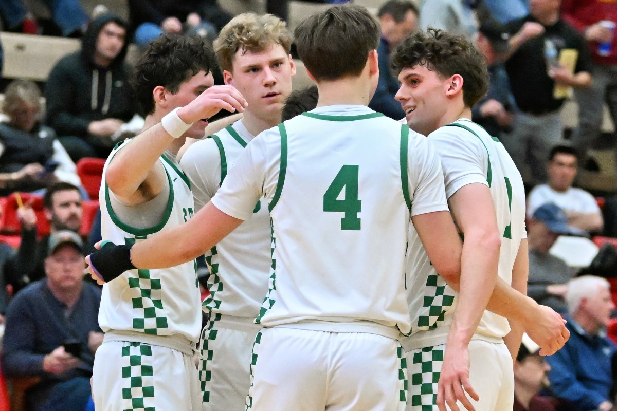 a Summit Mountain View 5A Oregon boys basketball quarterfinal 2024 Leon Neuschwander 43