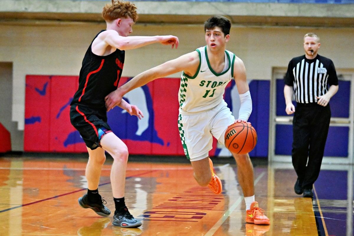 a Summit Mountain View 5A Oregon boys basketball quarterfinal 2024 Leon Neuschwander 44