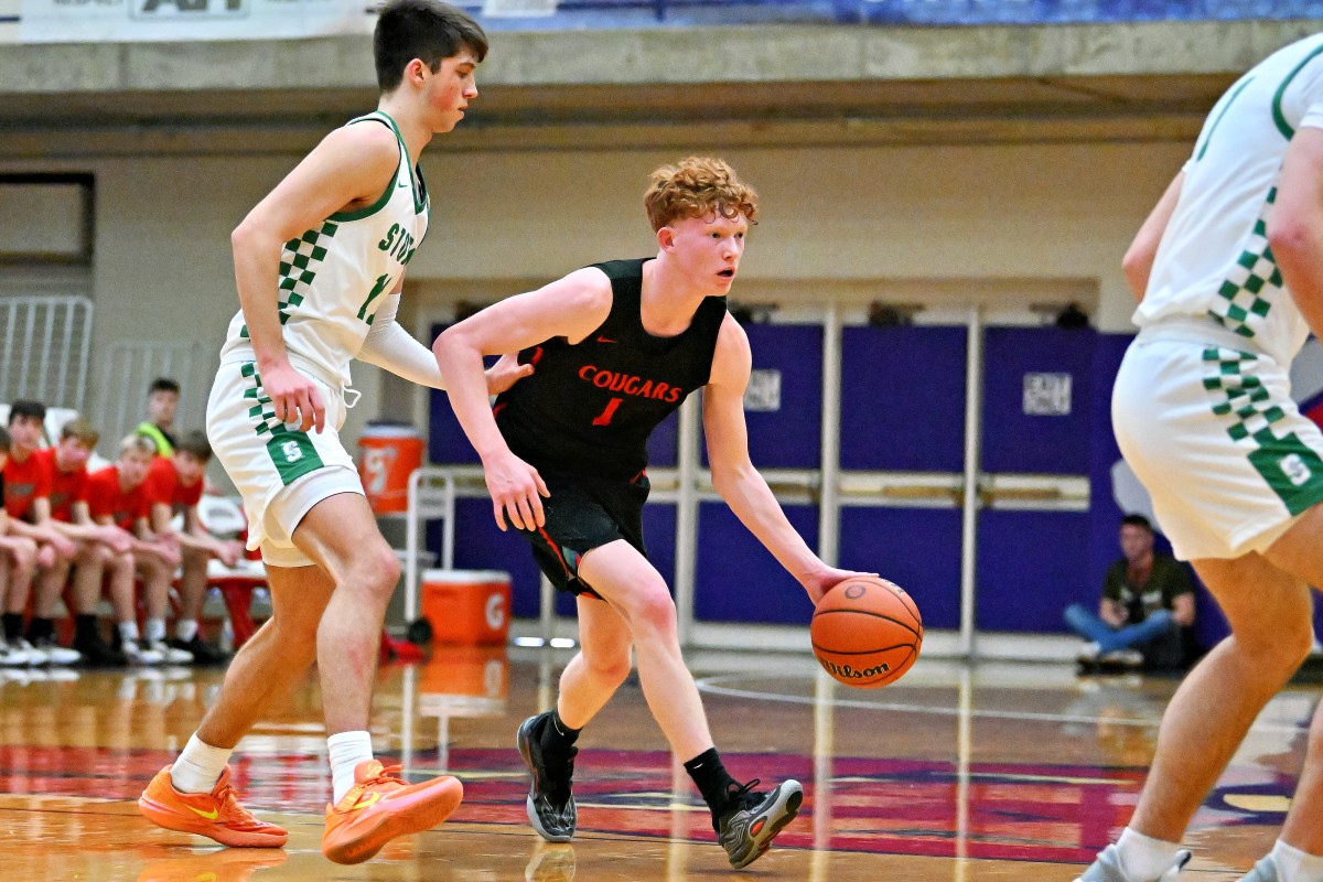 a Summit Mountain View 5A Oregon boys basketball quarterfinal 2024 Leon Neuschwander 25