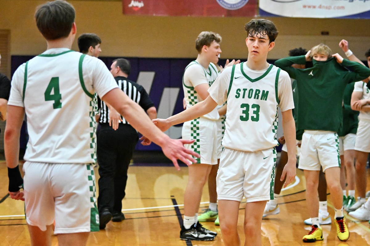 a Summit Mountain View 5A Oregon boys basketball quarterfinal 2024 Leon Neuschwander 65