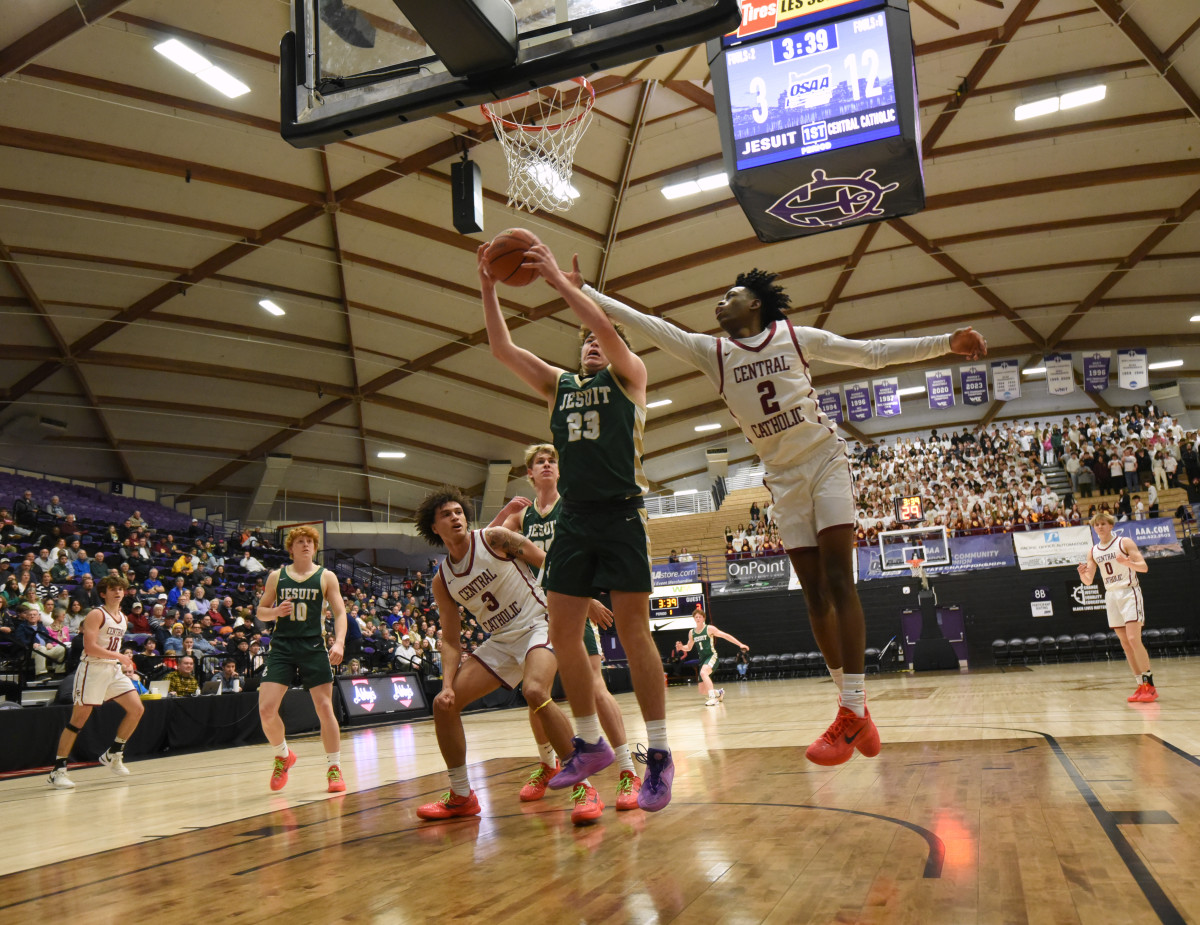 Jesuit Central Catholic 6A Oregon boys basketball quarterfinal 2024 Taylor Balkom 02