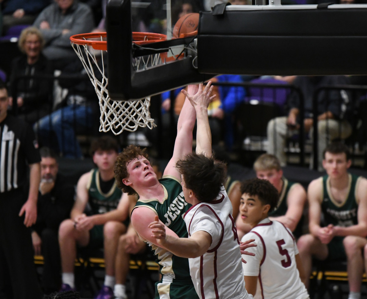 Jesuit Central Catholic 6A Oregon boys basketball quarterfinal 2024 Taylor Balkom 39