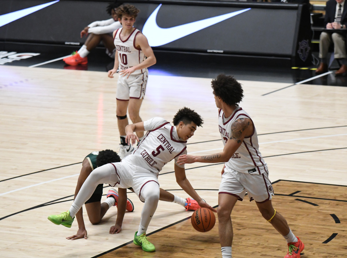 Jesuit Central Catholic 6A Oregon boys basketball quarterfinal 2024 Taylor Balkom 42