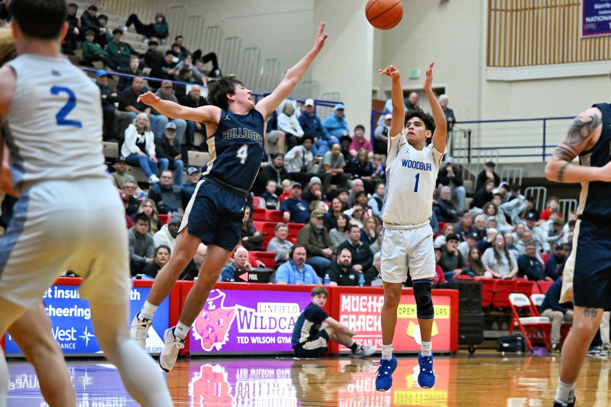 a Woodburn West Albany 5A Oregon boys basketball quarterfinal 2024 Leon Neuschwander 43