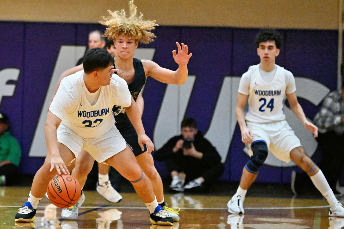 a Woodburn West Albany 5A Oregon boys basketball quarterfinal 2024 Leon Neuschwander 55