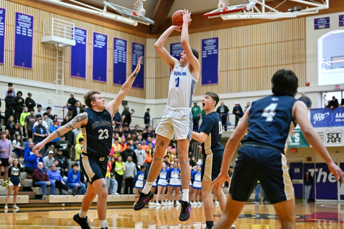 a Woodburn West Albany 5A Oregon boys basketball quarterfinal 2024 Leon Neuschwander 3