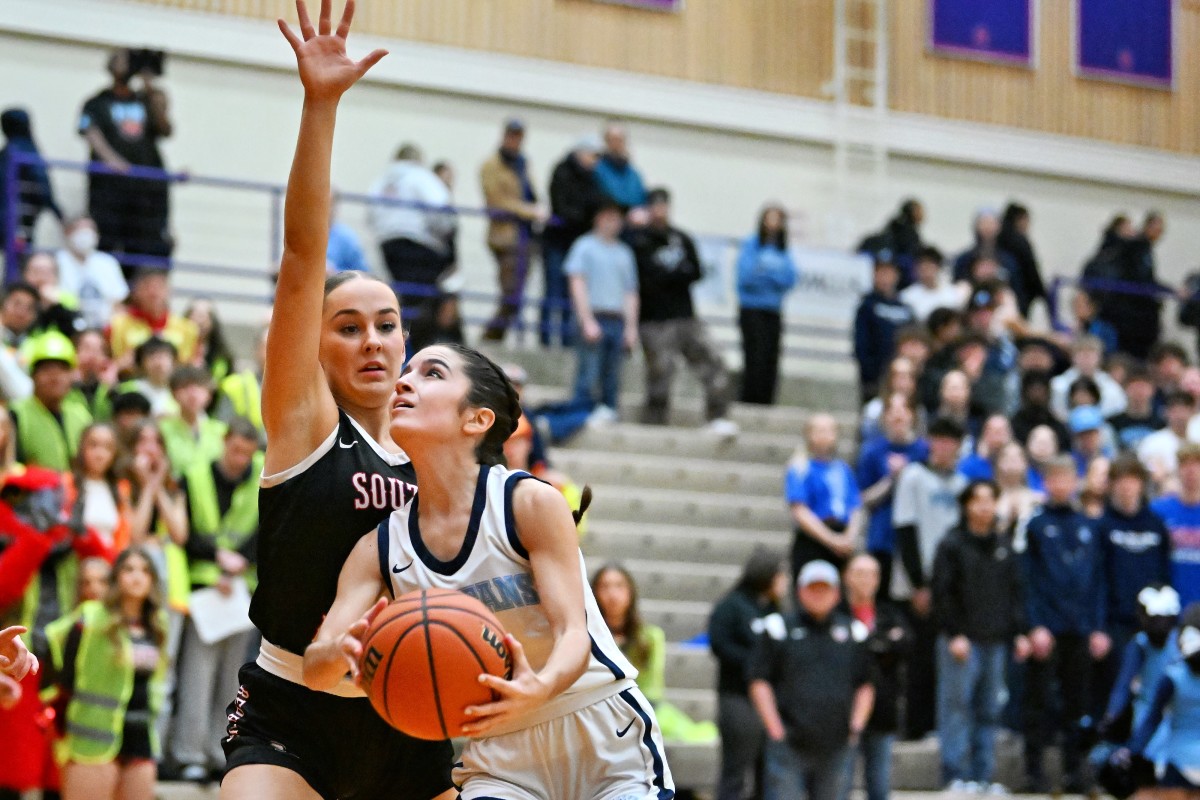 a Corvallis South Albany 5A Oregon girls basketball quarterfinal 2024 Leon Neuschwander 1