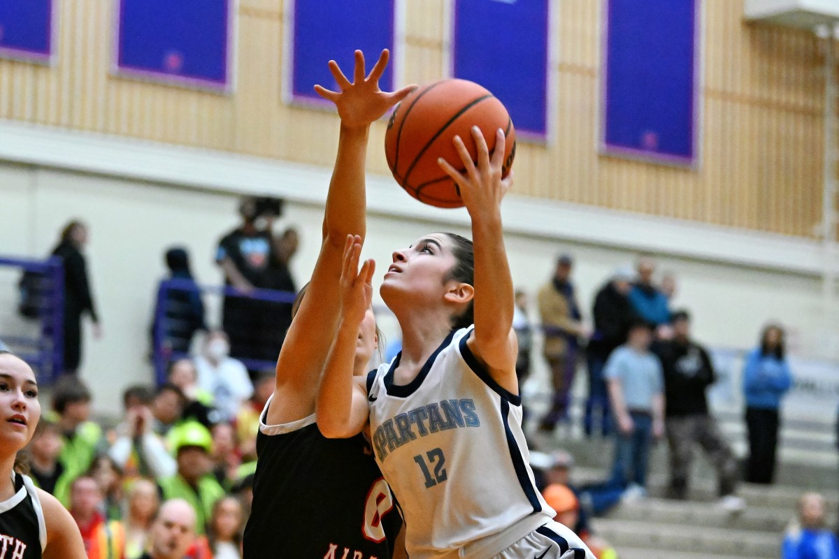 a Corvallis South Albany 5A Oregon girls basketball quarterfinal 2024 Leon Neuschwander 3