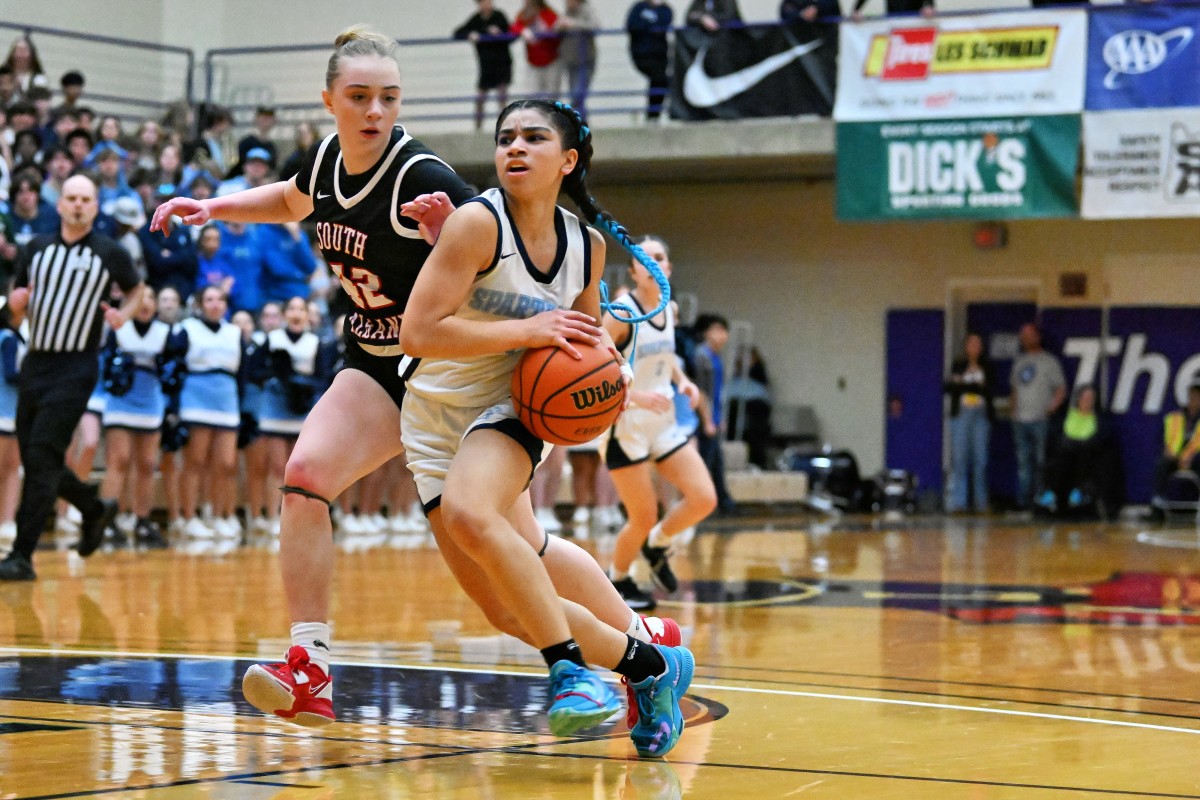 a Corvallis South Albany 5A Oregon girls basketball quarterfinal 2024 Leon Neuschwander 15