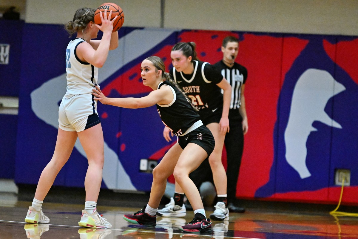 a Corvallis South Albany 5A Oregon girls basketball quarterfinal 2024 Leon Neuschwander 21