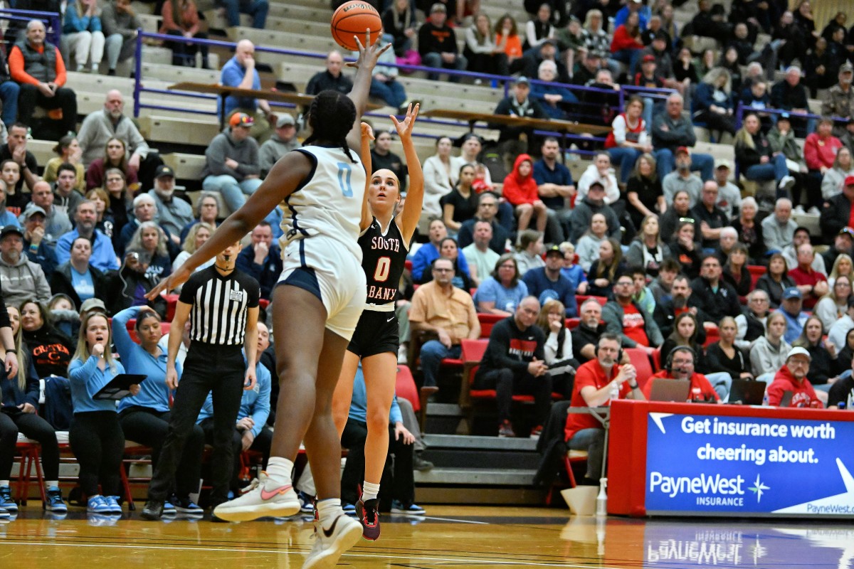 a Corvallis South Albany 5A Oregon girls basketball quarterfinal 2024 Leon Neuschwander 28