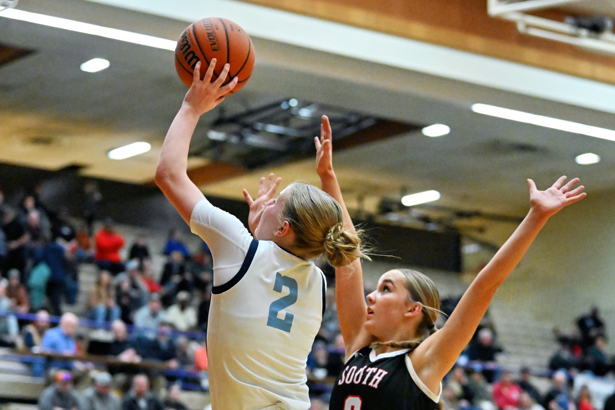 a Corvallis South Albany 5A Oregon girls basketball quarterfinal 2024 Leon Neuschwander 36