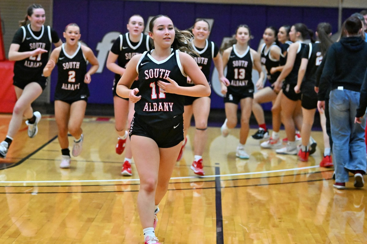 a Corvallis South Albany 5A Oregon girls basketball quarterfinal 2024 Leon Neuschwander 54