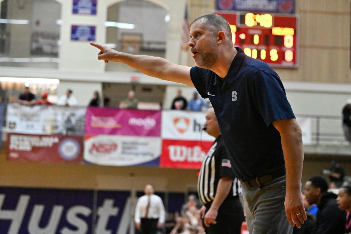 a Crater Springfield 5A Oregon girls basketball quarterfinal 2024 Leon Neuschwander 2