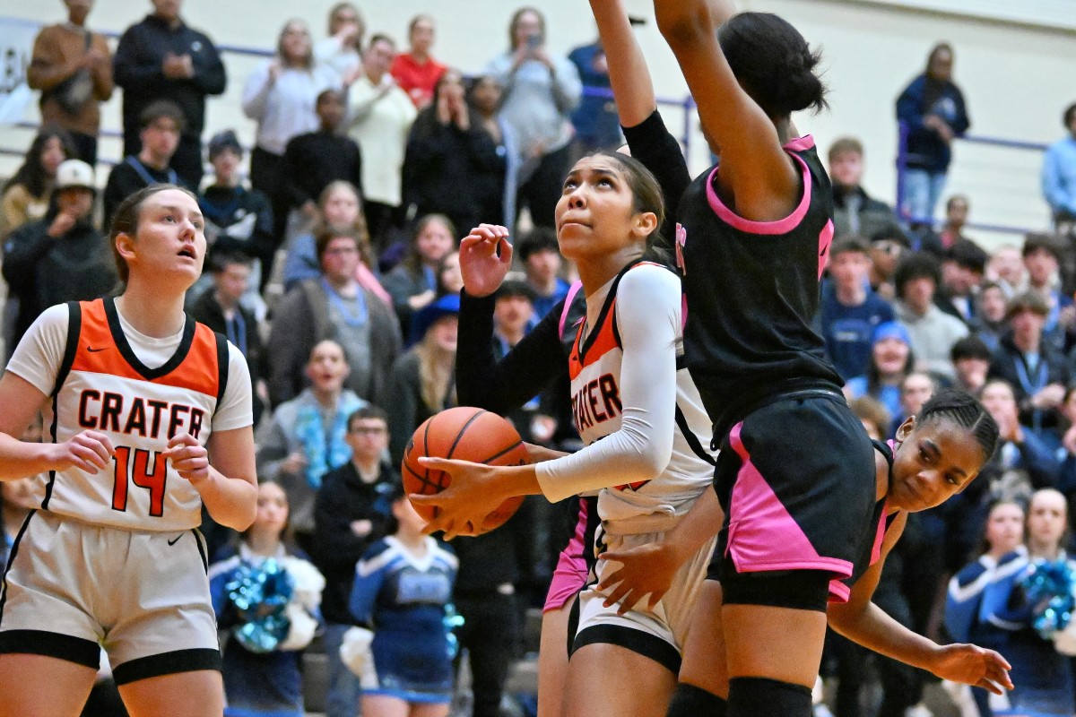 a Crater Springfield 5A Oregon girls basketball quarterfinal 2024 Leon Neuschwander 8