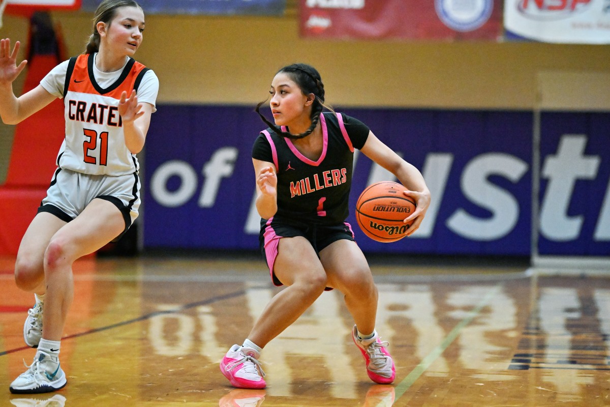 a Crater Springfield 5A Oregon girls basketball quarterfinal 2024 Leon Neuschwander 36